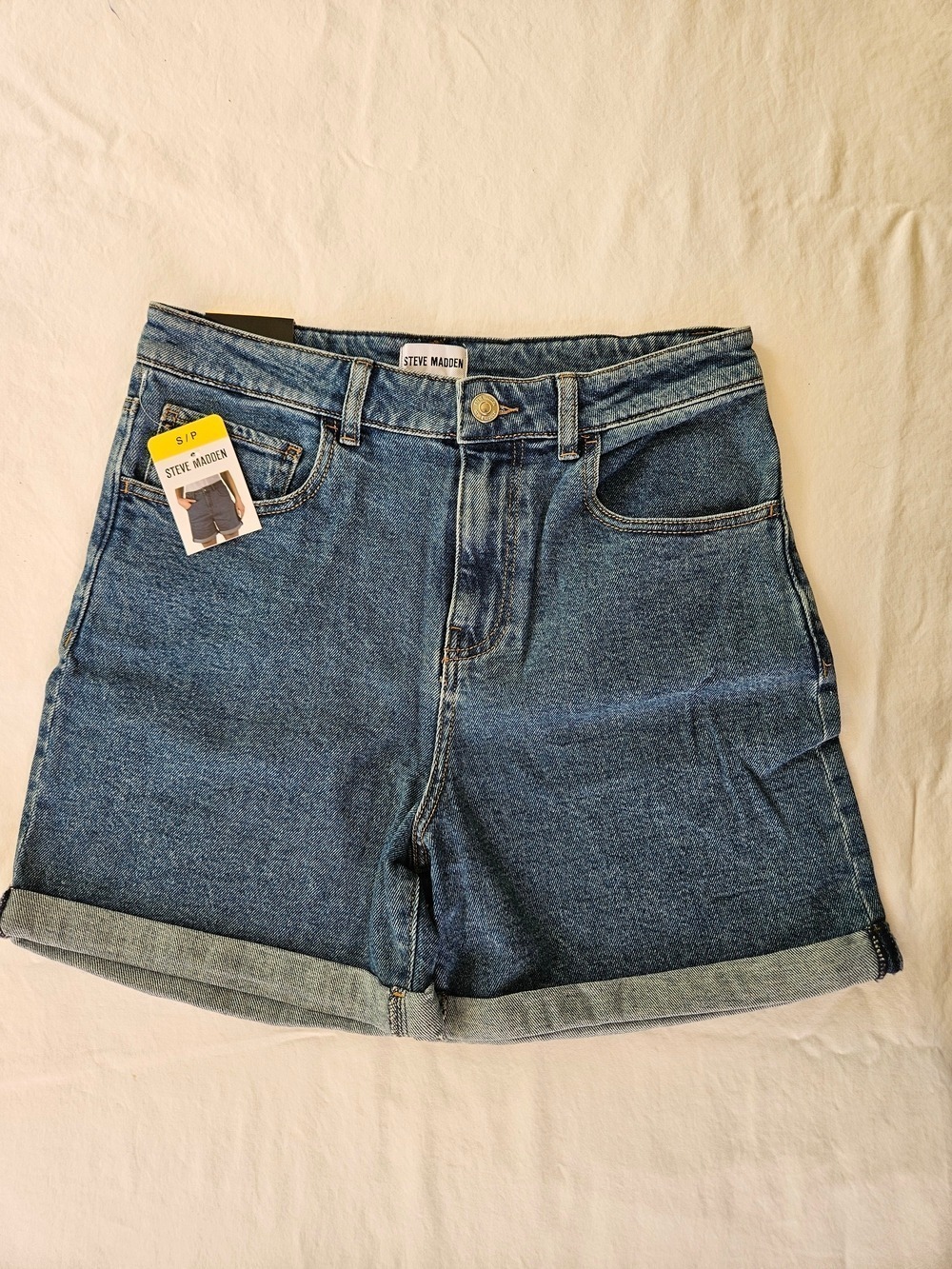 Steve Madden Blue Denim High-Rise Women’s Rolled Hem Shorts NWT, Size S